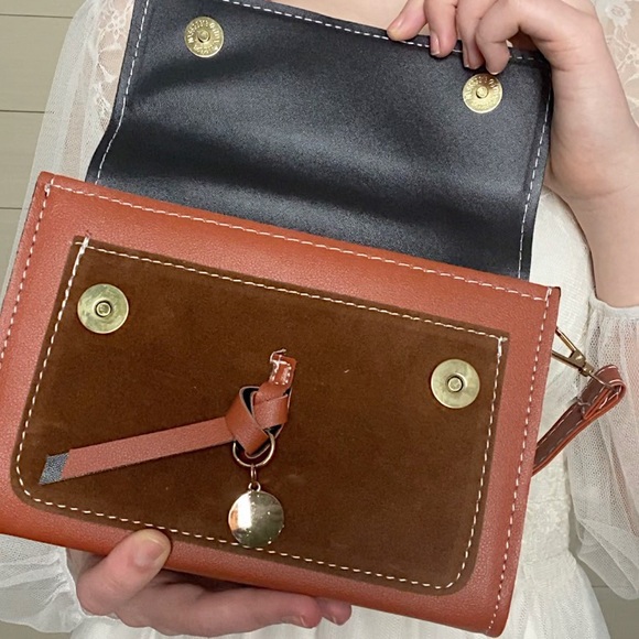 Fashion Evynn Apparel Spring 2021: The Purse - Picture 3 of 3